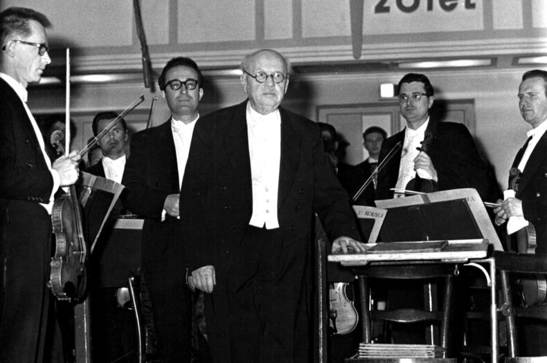 Stupka před orchestrem (1965)